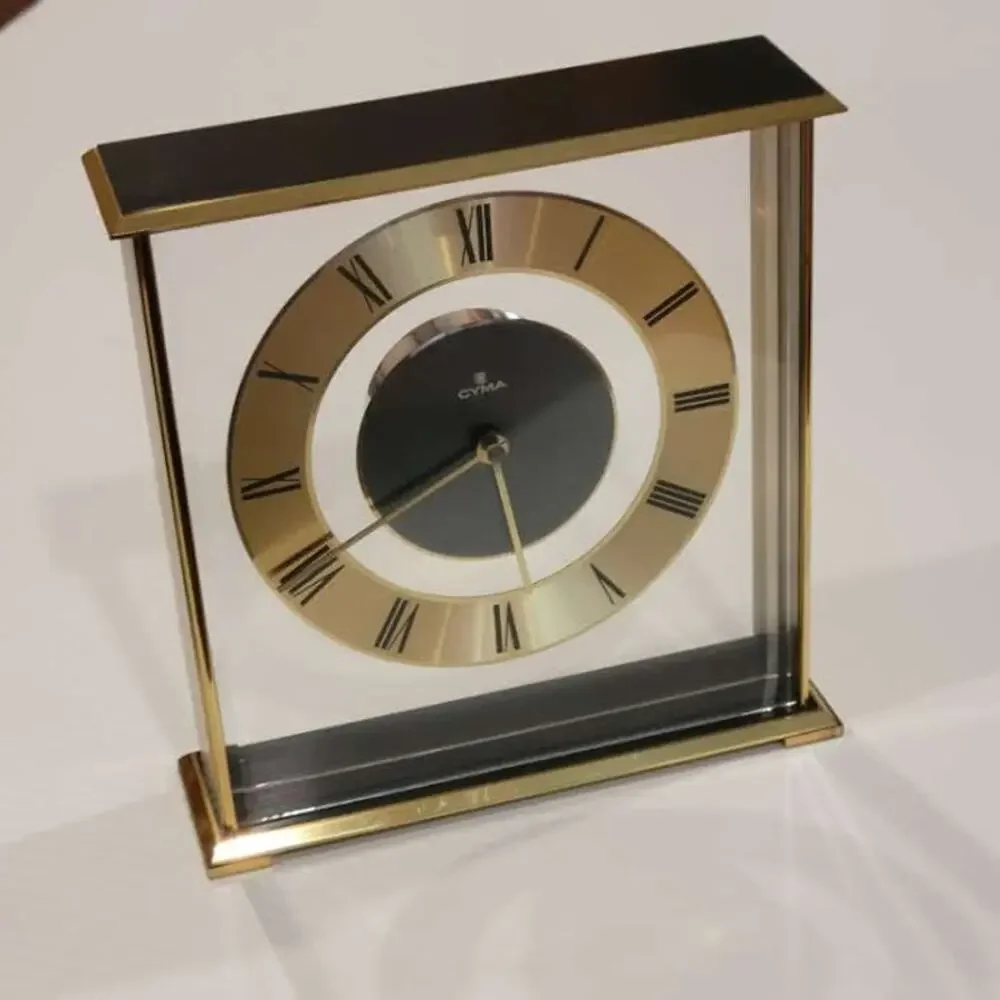 Vintage Hechinger mantle table shelf solid brass clock Cyma. Quartz movement